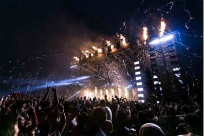 Promax Audio Accompanies The Outdoor Music Program Promax Audio Accompanies The Outdoor Music Program
