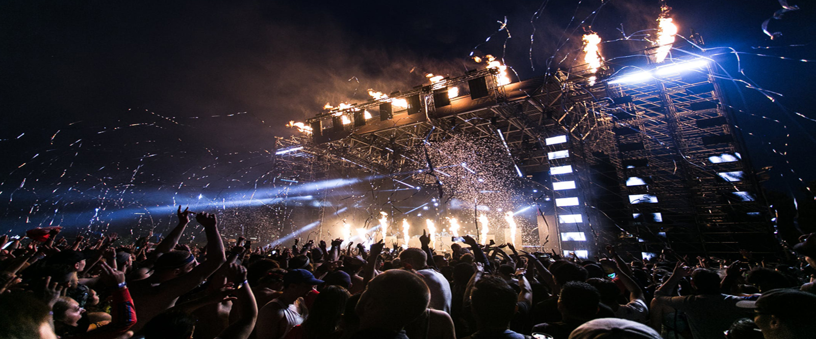 PROMAX AUDIO ACCOMPANIES THE OUTDOOR MUSIC PROGRAM PROMAX AUDIO ACCOMPANIES THE OUTDOOR MUSIC PROGRAM